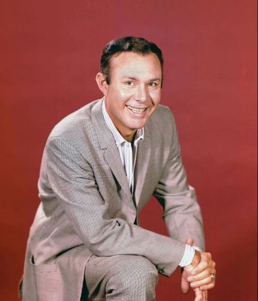 Jim Reeves.. “Put Your Sweet Lips a Little Closer” (He’ll Have to Go) 1959